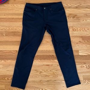 Men’s Lululemon ABC pant slim fit